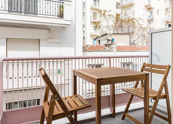 Paloma By Halu!, Center Thessaloniki